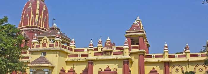 Gita Mandir | Top 5 Places To Visit In Mathura 2023